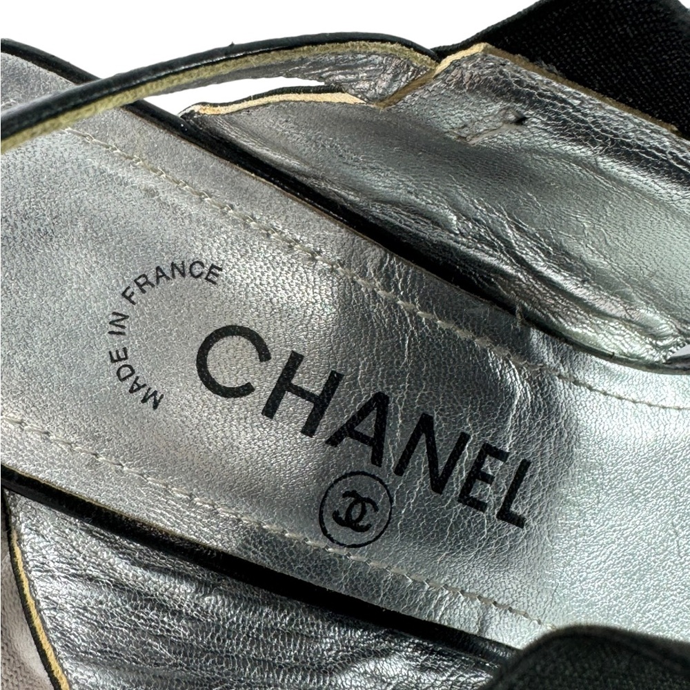 1999 CHANEL Silver Metallic Leather Black Spandex Slingback Sandals 36-6US - Picture 7 of 11